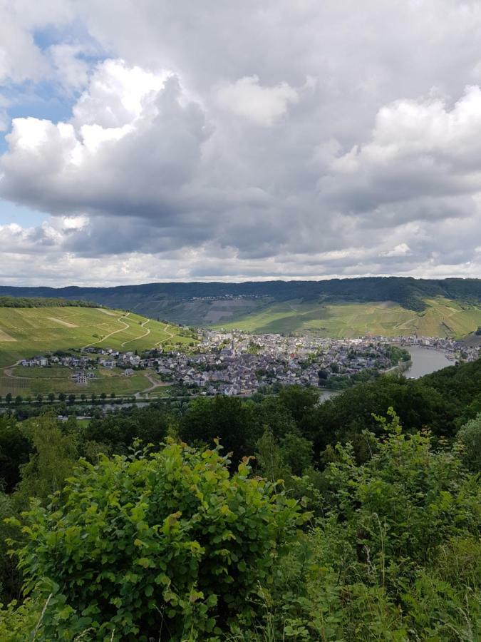 Mosella Ferienwohnungen Bernkastel-Kues Zewnętrze zdjęcie
